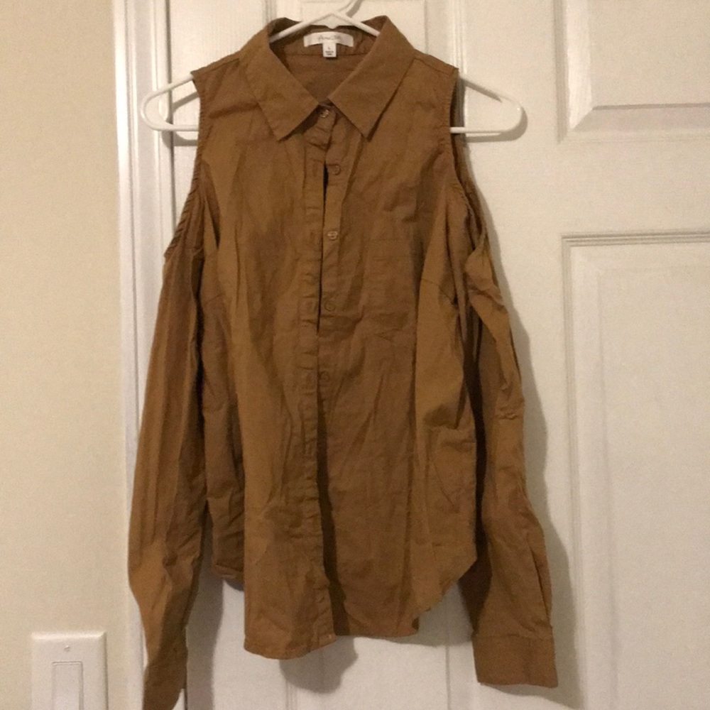 shirt.
